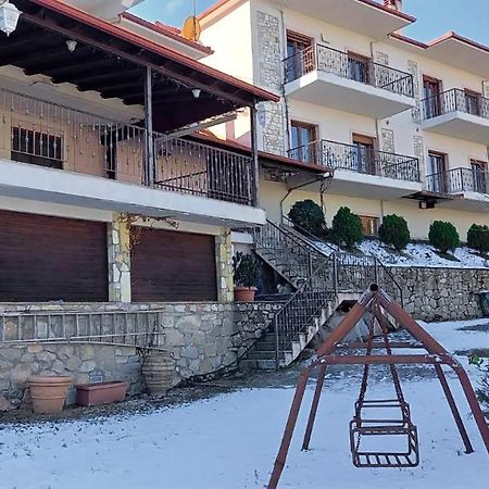 Ξενώνας Μενελαΐς - Menelais Apartments Thrapsímion エクステリア 写真