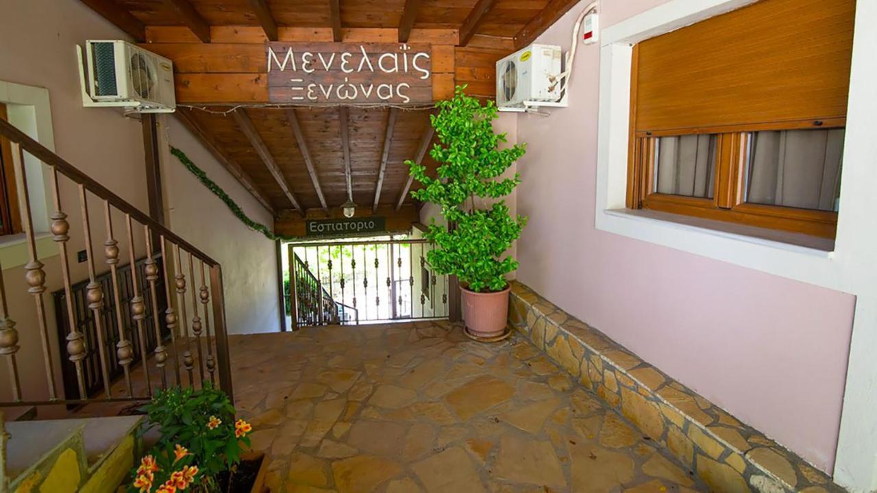Ξενώνας Μενελαΐς - Menelais Apartments Thrapsímion エクステリア 写真
