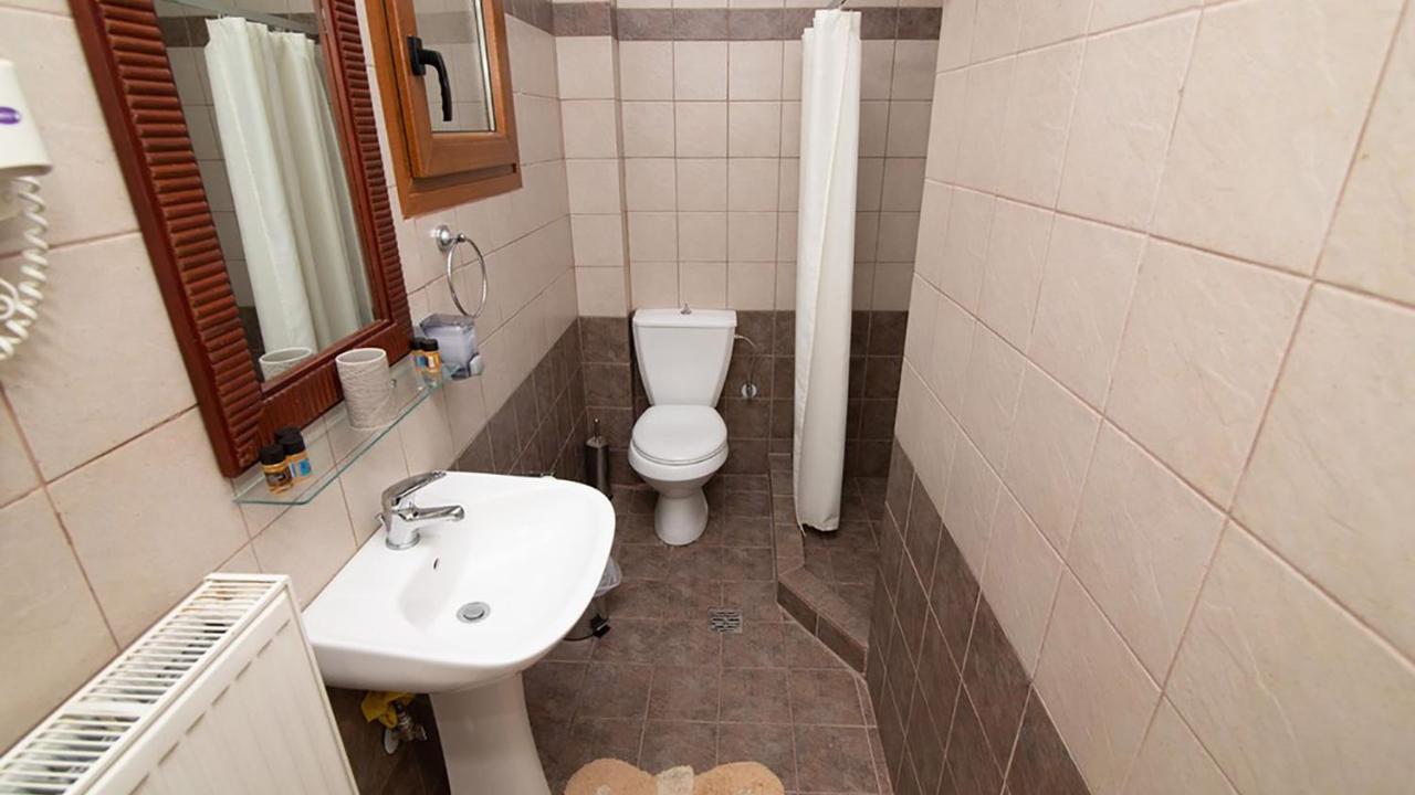 Ξενώνας Μενελαΐς - Menelais Apartments Thrapsímion エクステリア 写真